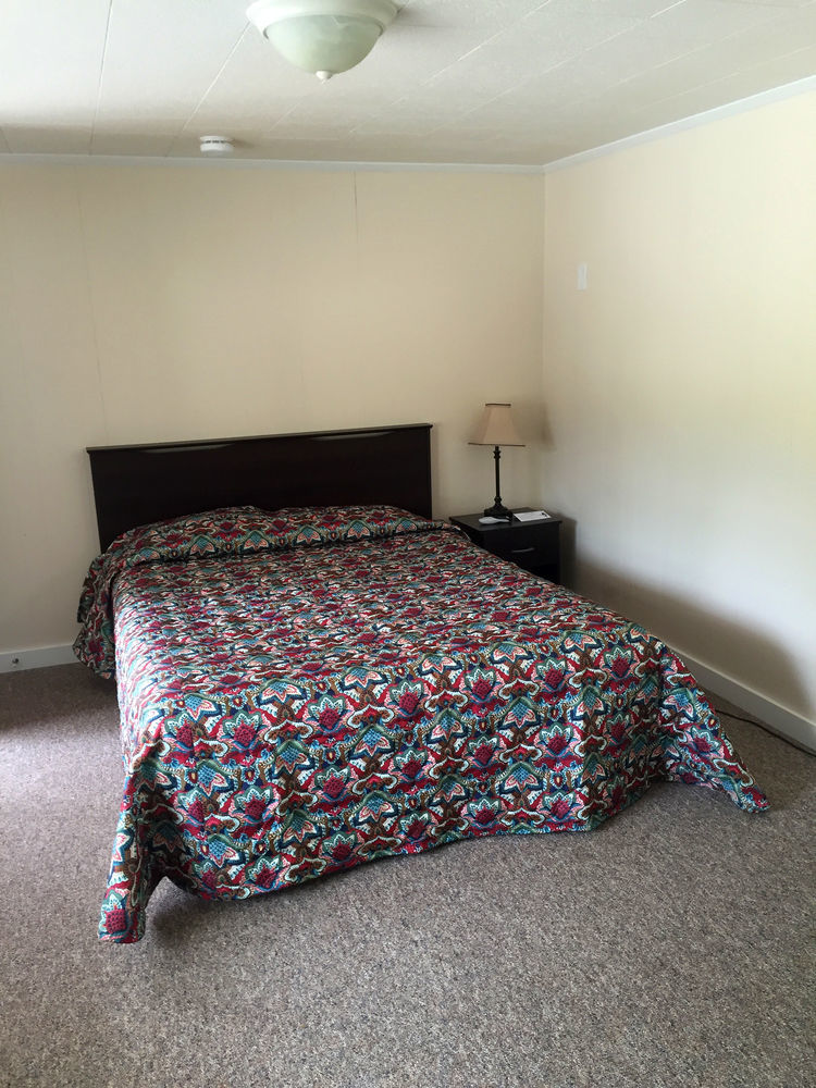 Gallagher's Travels And Motel *